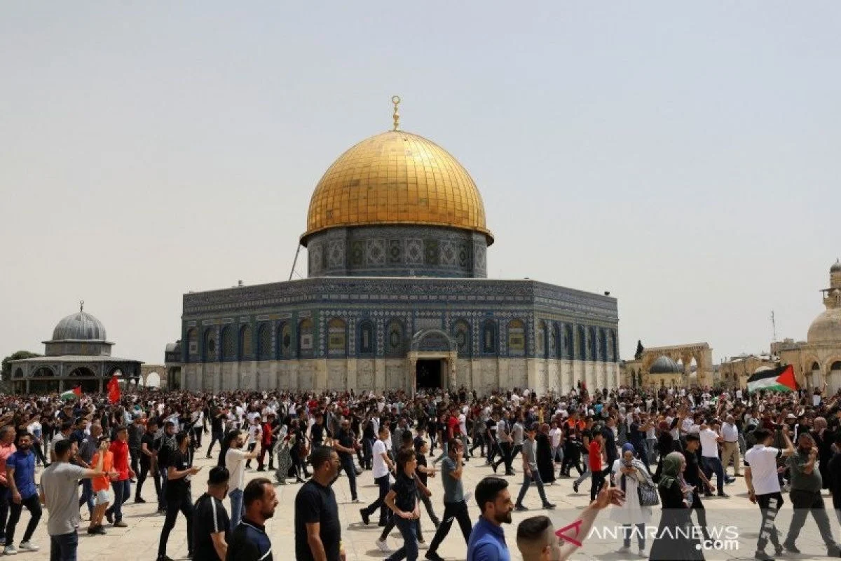 Pemukim Israel Paksa Masuk Masjid Al-Aqsa, Bendera Ditarik di Tengah Ketegangan Hari Kemerdekaan