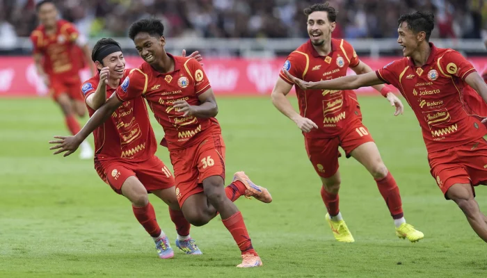 Persib Tetap Puncak Super League Meski Persija dan Borneo Menang, Bojan Hodak Tegaskan Juara Belum Ditentukan