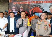 Polisi Bongkar Pabrik Kosmetik Bermerkuri di Bogor: Tiga Tersangka Ditangkap, Omzet Puluhan Juta!