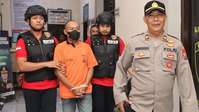 Polisi Gresik Ringkus Pelaku Penipuan Rekrutmen ASN, SK Palsu Terungkap!