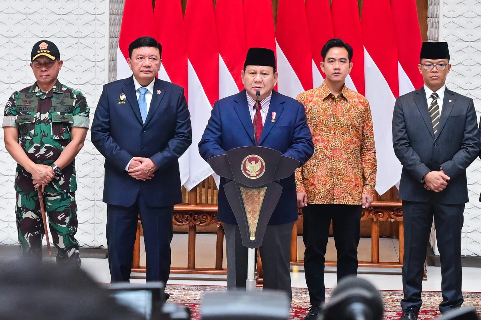 Prabowo dan Luhut Siapkan Strategi Global di Istana: Langkah Jitu Hadapi Konflik Dunia
