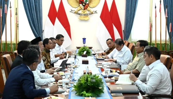 Prabowo Percepat Program Strategis Nasional Usai Rapat Terbatas dan Diplomasi Energi Global