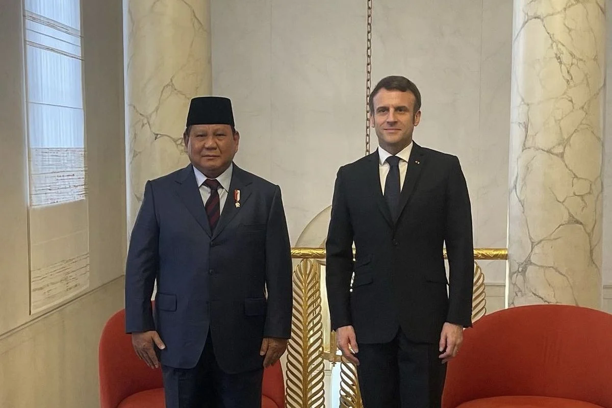 Prabowo Subianto dan Emmanuel Macron Bertemu Empat Mata di Istana Élysée, Bahas Energi, Alutsista, dan Kerja Sama Ekonomi Jangka Panjang