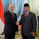Prabowo Subianto Tiba di Paris Usai Pertemuan 5 Jam Bersama Putin, Siapkan Agenda Strategis dengan Macron