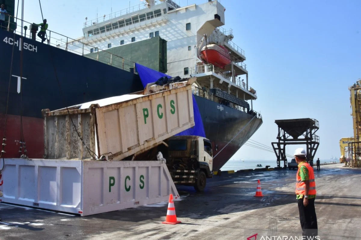 Presiden Restui Ekspor Urea ke Australia: 250 Ribu Ton Siap Kirim, Stok Dalam Negeri Tetap Aman