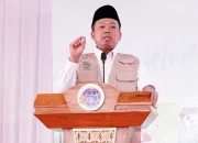 Prof John Ruhulessin Tegaskan Jusuf Kalla Tidak Menista Agama: Klarifikasi di Tengah Polemik UGM