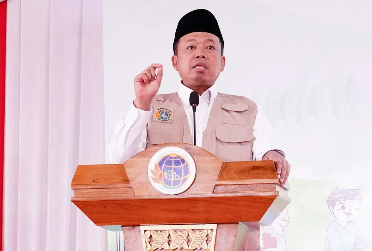 Prof John Ruhulessin Tegaskan Jusuf Kalla Tidak Menista Agama: Klarifikasi di Tengah Polemik UGM