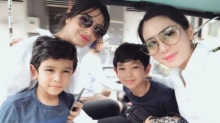 Profil Lengkap Vicky Zainal: Kakak Bunga Zainal yang Kini Jadi Sorotan Publik