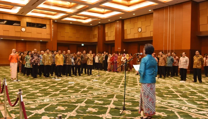 Purbaya Lantik Pejabat Eselon II Baru Kemenkeu, Tekankan Kedisiplinan Fiskal di Tengah Gejolak Global