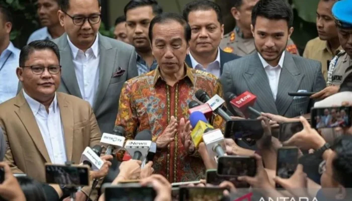 Rismon Sianipar Bantah Tuduhan Roy Suryo, Klaim Sendiri Gali Data Ijazah Jokowi Tanpa Bantuan