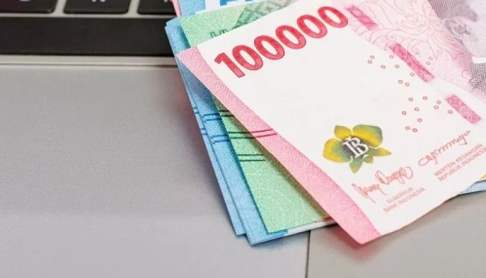 Rupiah Terpuruk di Rekor Terendah: Apa Penyebabnya dan Prospek Masa Depan?
