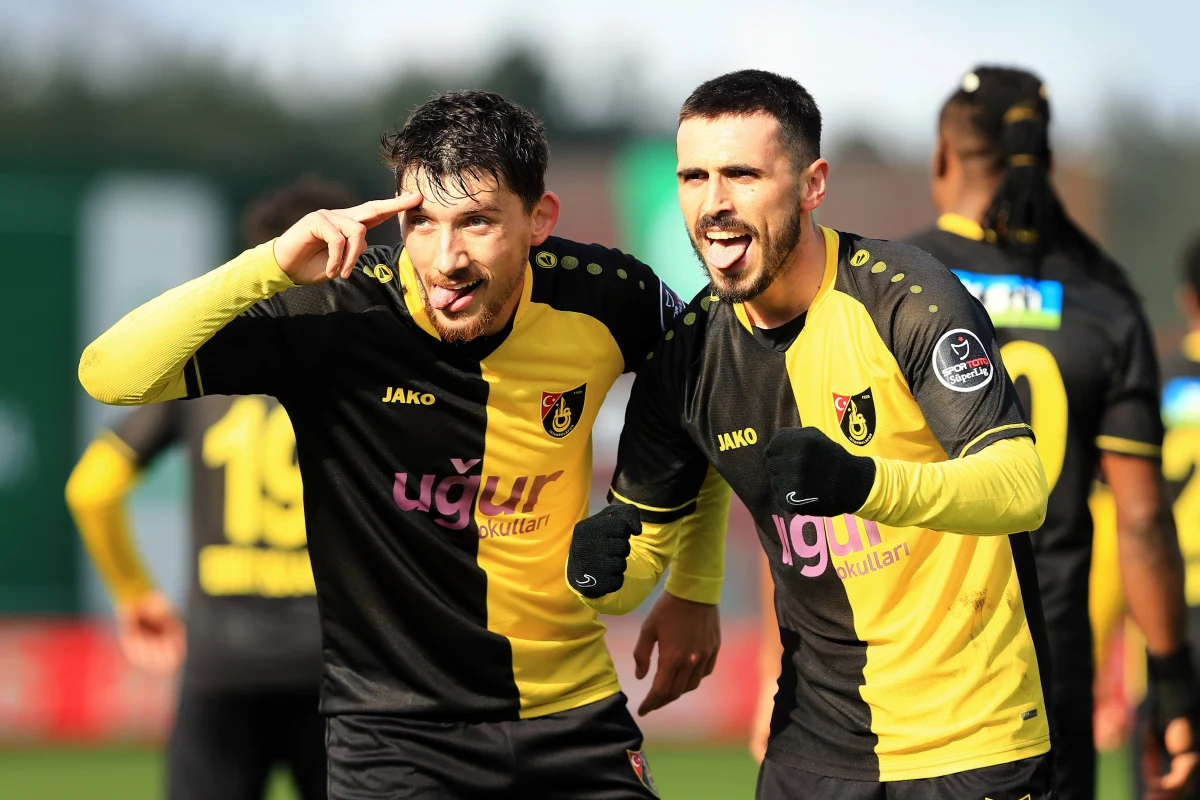 Sivasspor Tumbang 1-3 dari İstanbulspor, Valon Ethemi Bawa Kemenangan di Liga 1 Turki