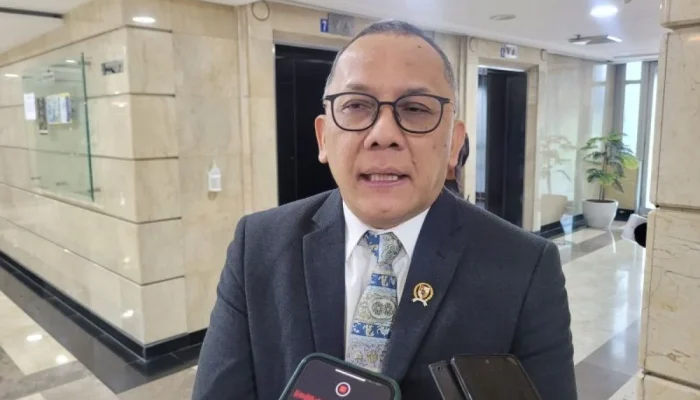 Skandal PR dan Inovasi Terbaru: Dari Penjualan Burson oleh WPP hingga Kontroversi Rebel Wilson dan Peluncuran Deity PR-4