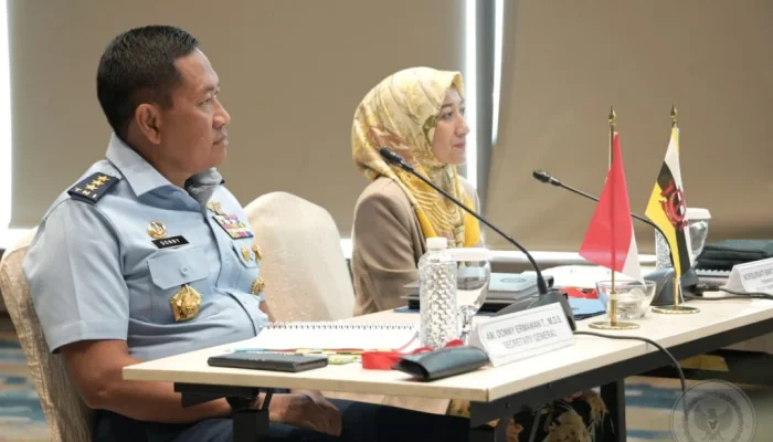 Skandal Tender Navayo dan Misi Satelit: Bagaimana Kementerian Pertahanan Indonesia Menghadapi Tantangan Baru