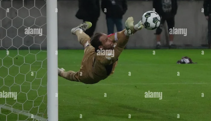 St. Pauli vs Cologne: Drama Penalty di Millerntor Gagal Pecahkan Kekalahan St. Pauli