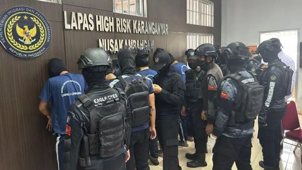 Supriadi Dipindah ke Lapas Maximum Security Nusakambangan Usai Viral Ngopi di Coffee Shop Kendari
