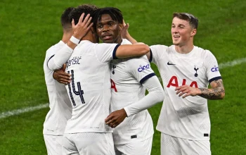 Tottenham Hotspur Terpuruk: Denda UEFA, Cedera Udogie, dan Revolusi Manajerial Menjelang Transfer Musim Panas