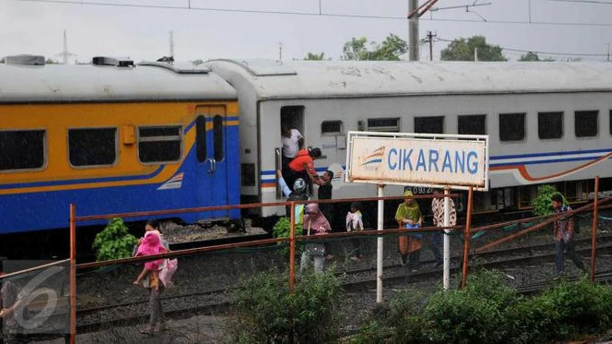 Tragedi Kecelakaan KRL Bekasi Timur: 16 Korban, termasuk Karyawan Alice Norin, Terlempar ke Luar Kereta