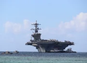 USS Abraham Lincoln Dihantam Rudal Iran: Blokade Trump Memicu Serangan Mematikan di Laut Indo‑Pasifik