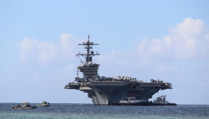 USS Abraham Lincoln Dihantam Rudal Iran: Blokade Trump Memicu Serangan Mematikan di Laut Indo‑Pasifik