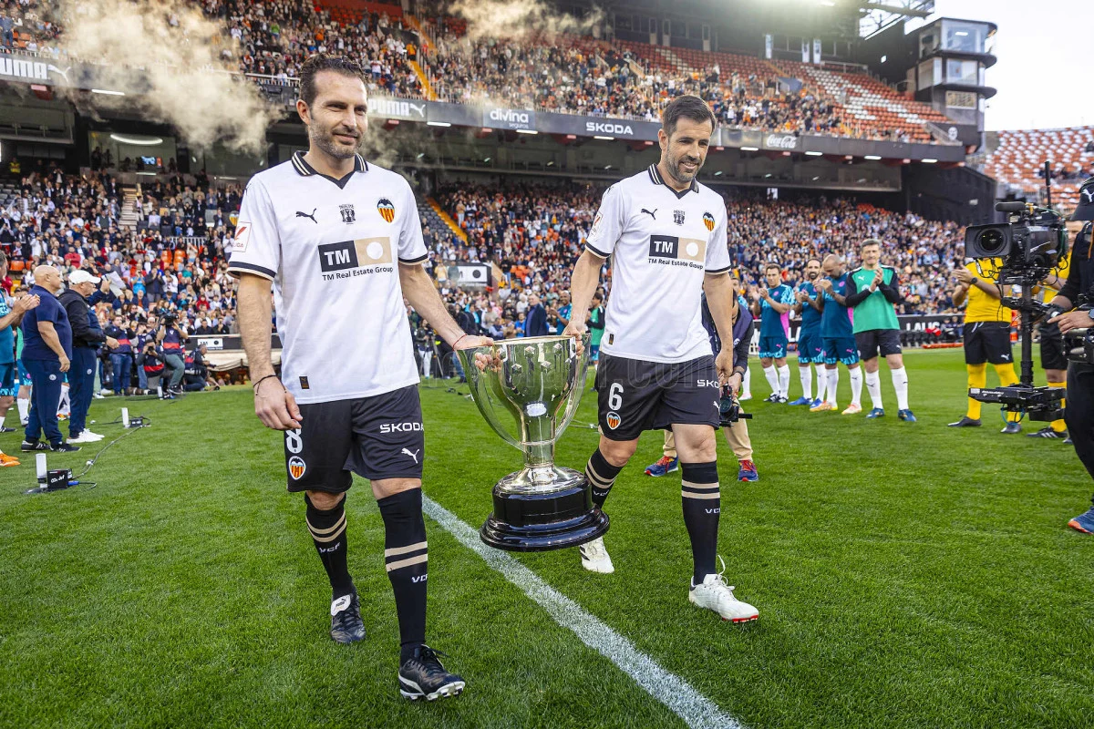 Valencia CF di Ujung Jurang: 3.000 Penampilan LaLiga, Pertarungan Hidup‑Mati di Son Moix, dan Insiden Kriminal Mengguncang Kota