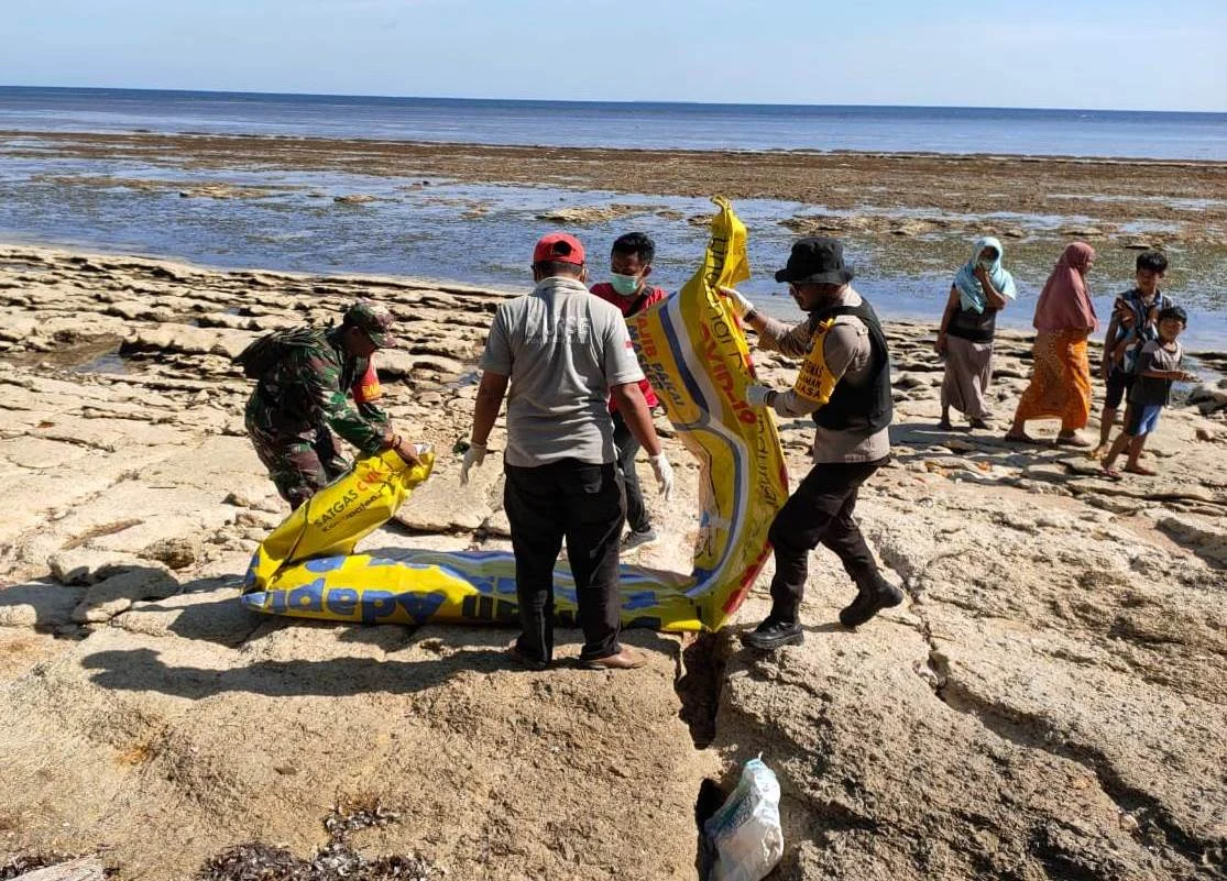 Warga Sumenep Geger Temukan Benda Torpedo Kuning di Pantai Kangean, Tim Gegana Dikerahkan