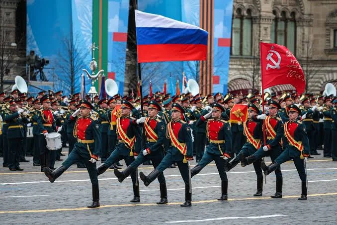 9 Mei: Mengenang Hari Kemenangan Rusia dan Peringatan Lainnya