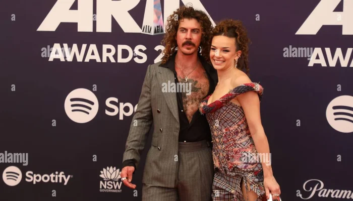 Abbie Chatfield dan Kasus Pembatalan Konser Musisi Australia di Amerika