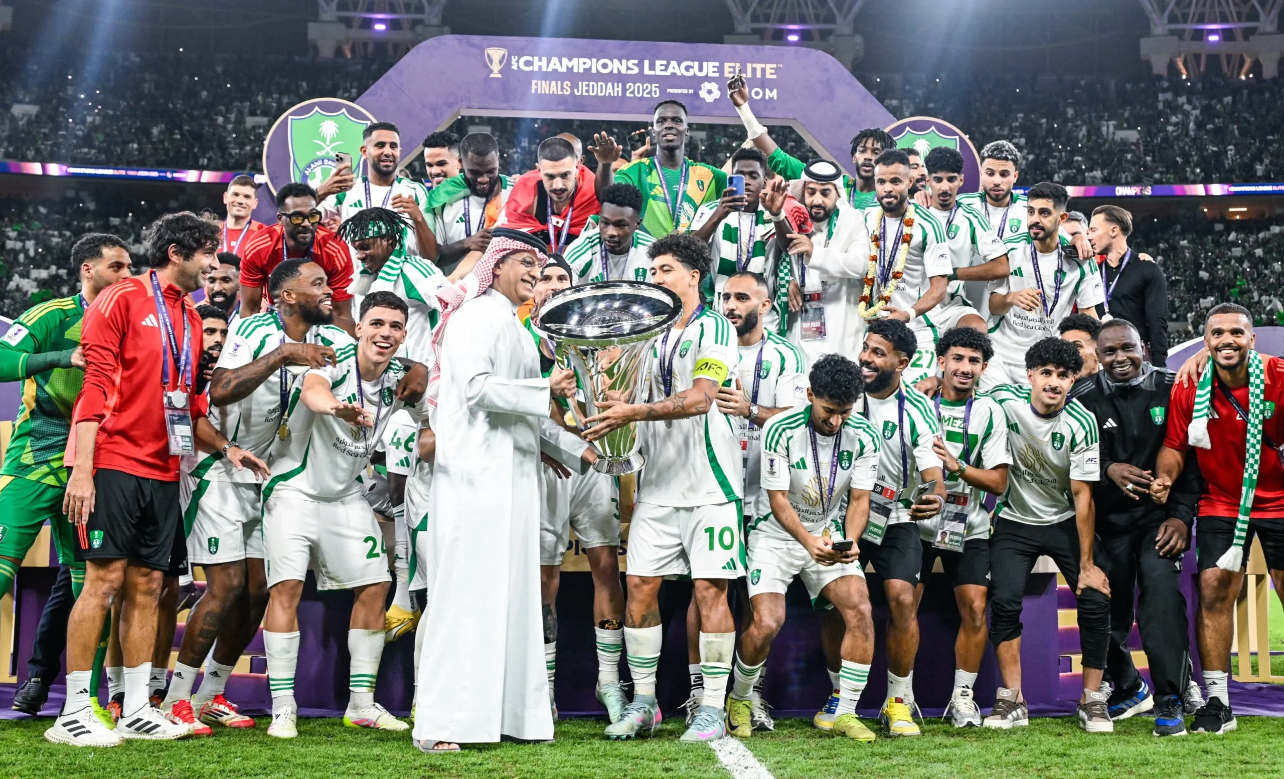 Al Ahli Jeddah Menang, Mo Salah Cari Klub Baru
