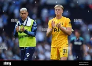 Antonín Kinský, Tottenham Hotspur, dan Pertarungan Relegasi Premier League