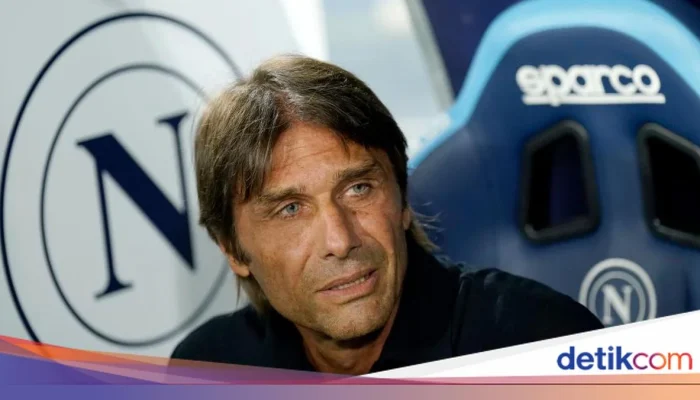 Antonio Conte Tinggalkan Napoli Setelah Dua Musim, Juventus Satu-satunya Pengecualian