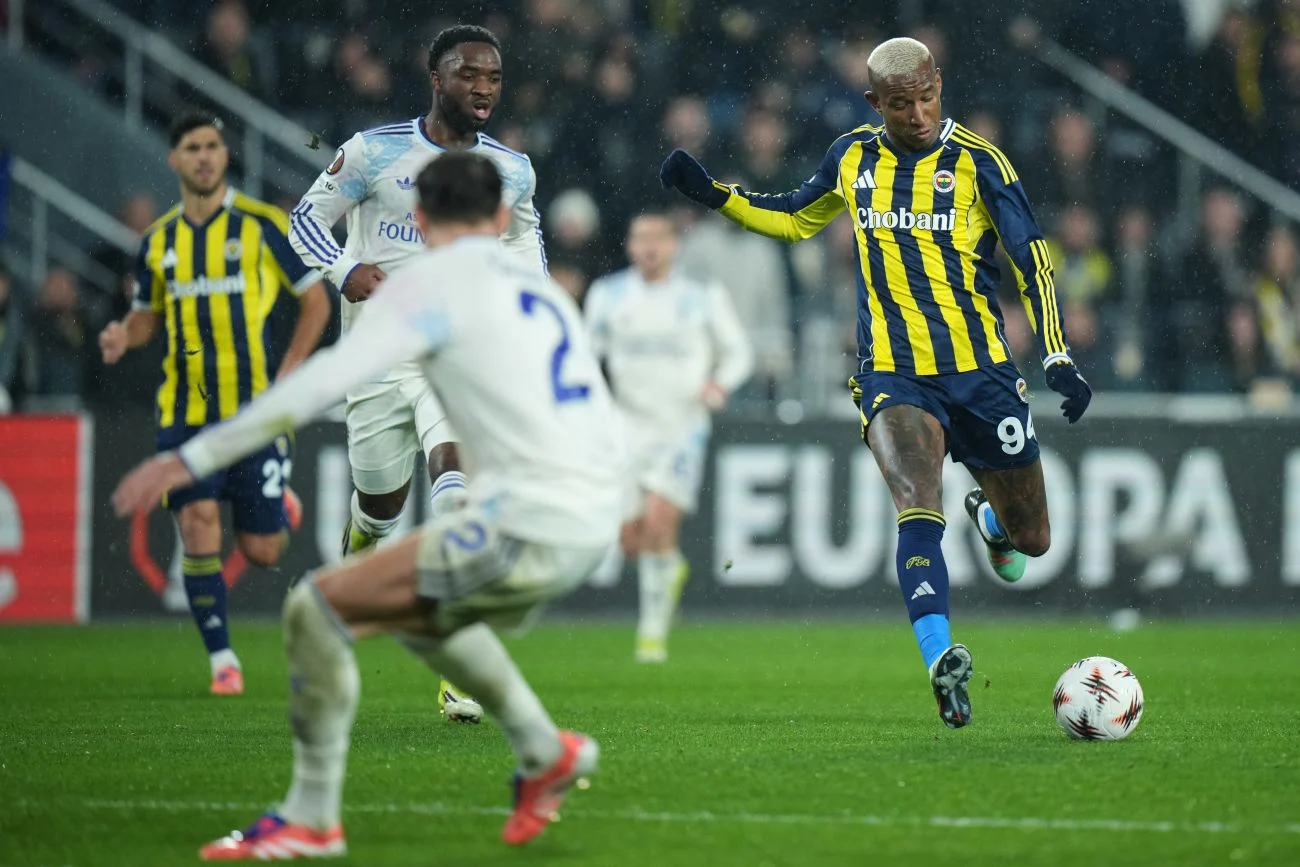 Aston Villa dan Freiburg Siap Bertarung di Final Liga Europa 2026
