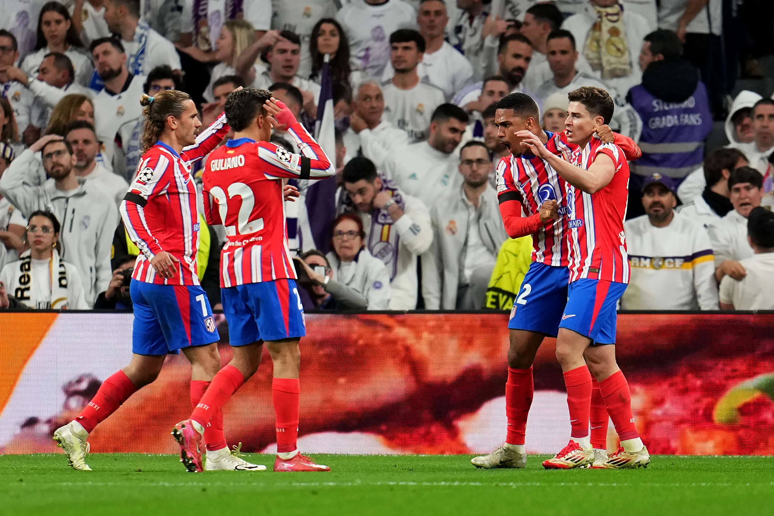 Atlético de Madrid Siapkan Formasi Tangguh Hadapi Arsenal di Leg Kedua Semifinal Champions League