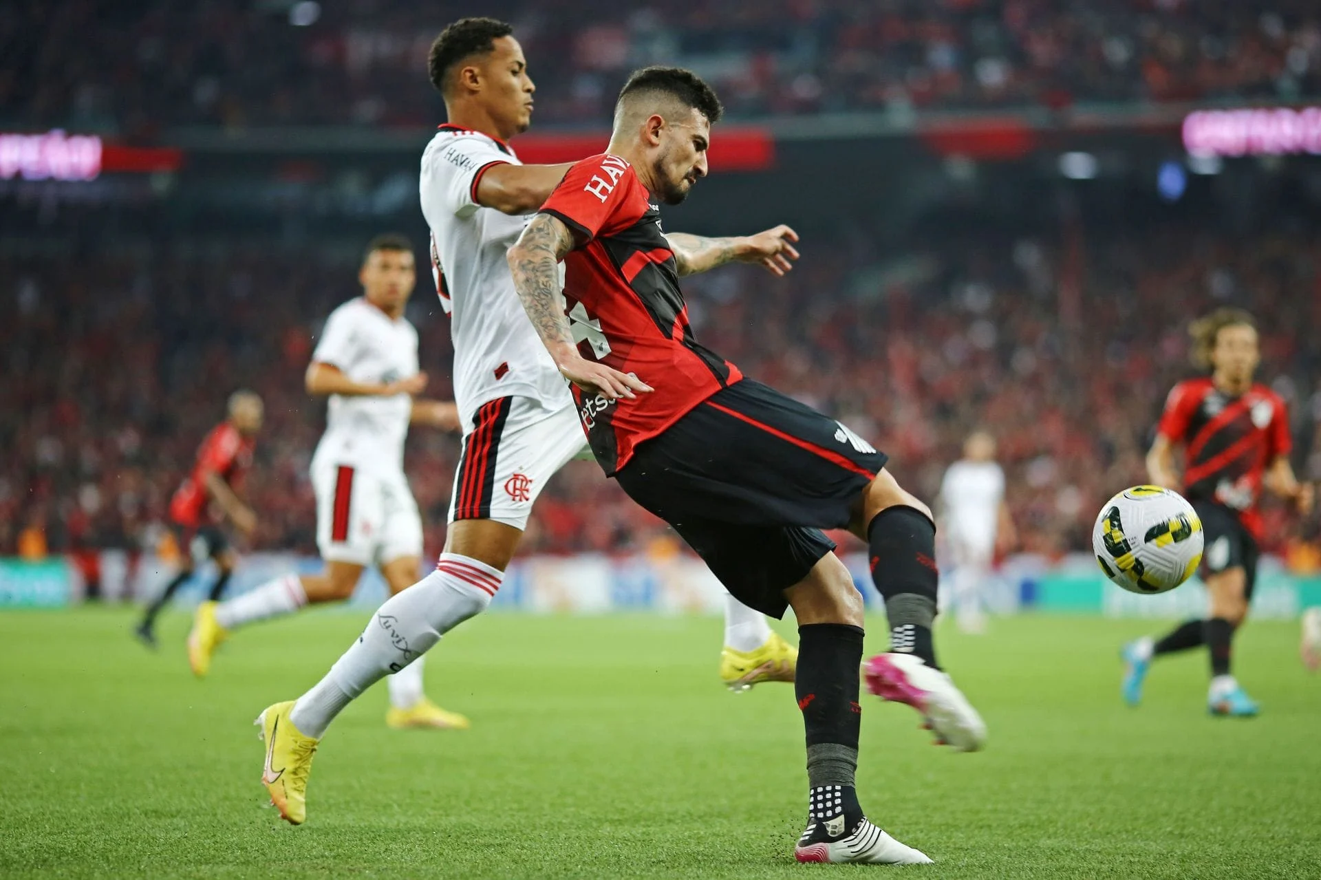 Atlético Paranaense vs Flamengo: Pertarungan Sengit di Serie A