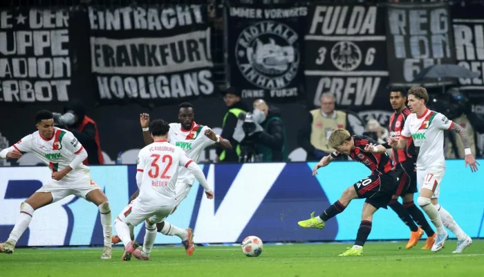 Augsburg vs Eintracht Frankfurt: Drama Lapangan dan Konflik Di Balik Kemenangan Tertunda