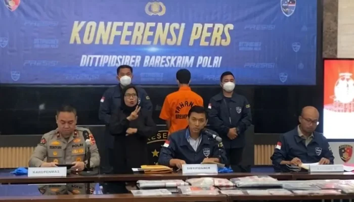 Badan Kepegawaian Negara dan Polemik Guru Honorer