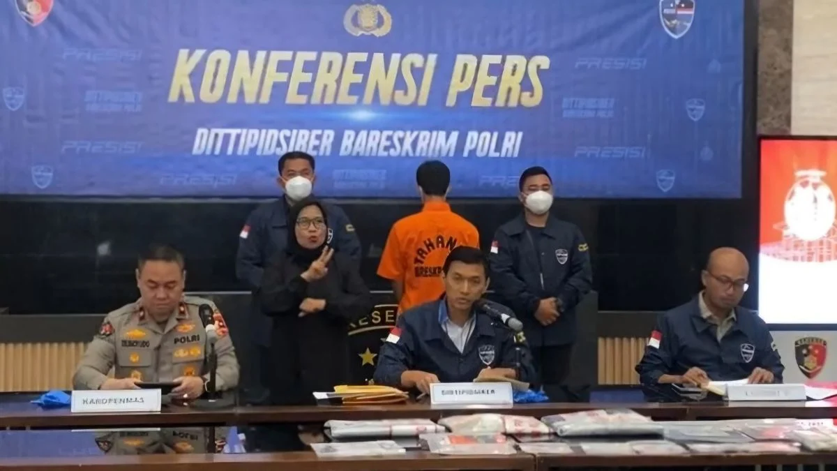 Badan Kepegawaian Negara dan Polemik Guru Honorer