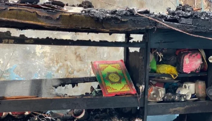 Bak Keajaiban! 3.700 Al-Quran Tidak Terbakar di Rumah Anisa Rahma, Kini Laris Dibeli Warganet