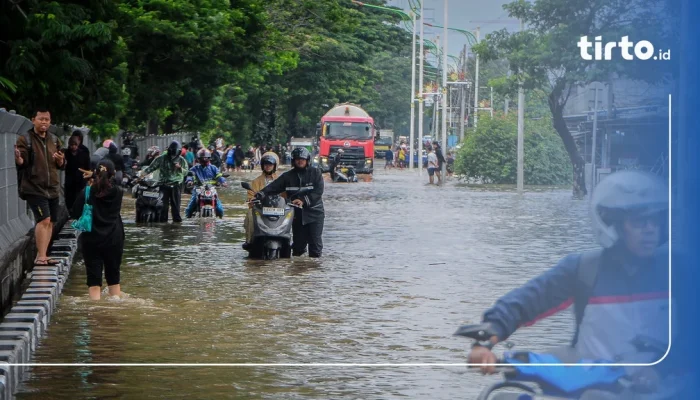 Banjir Jakarta Terus Membuat Khawatir: 7 RT dan 1 Jalan Masih Tergenang