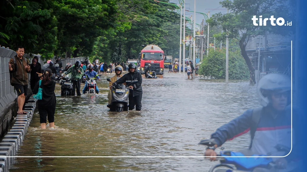 Banjir Jakarta Terus Membuat Khawatir: 7 RT dan 1 Jalan Masih Tergenang