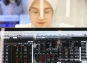 BEI Evaluasi Mayor Indeks Saham Syariah: Dian Swastatika Sentosa Keluar, 16 Emiten Baru Masuk