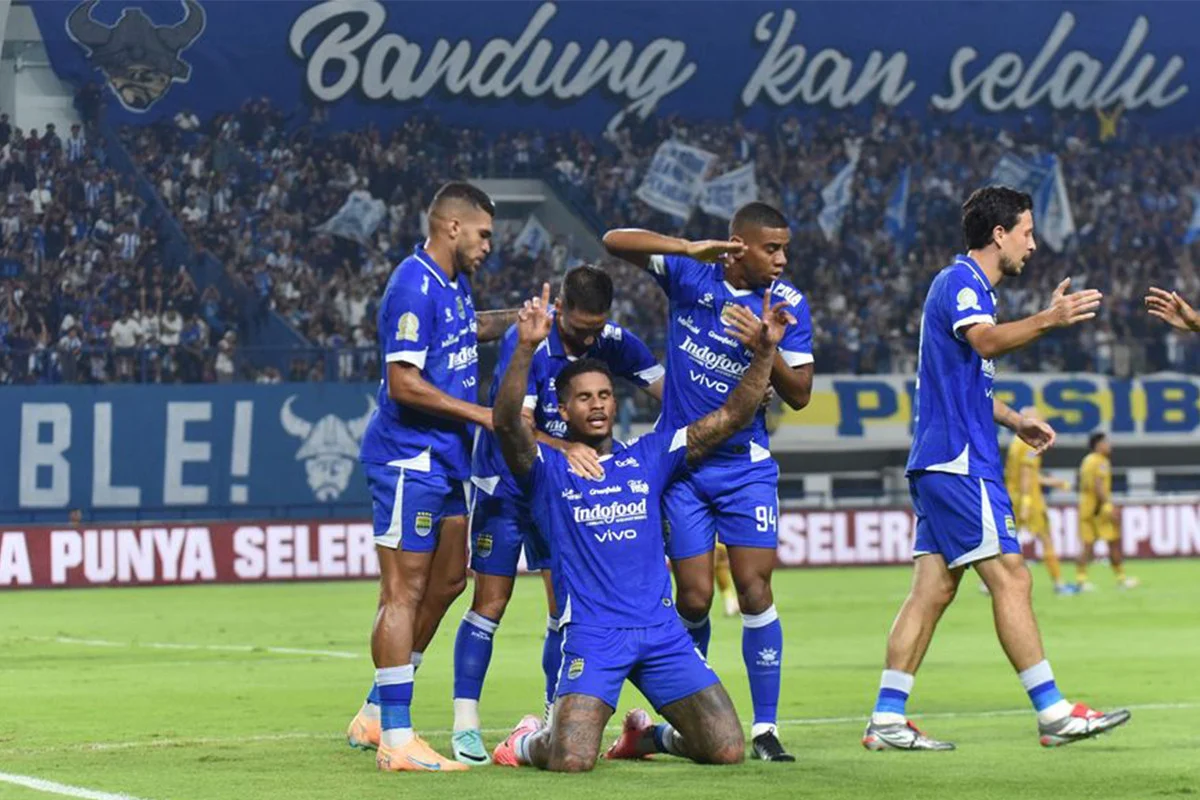 Bojan Hodak Kecam Kesalahan Persib: Terlalu Banyak Ruang untuk Serangan Balik di Laga Bhayangkara