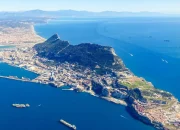 Cadiz: Sejarah dan Ekonomi Kota Strategis di Gibraltar