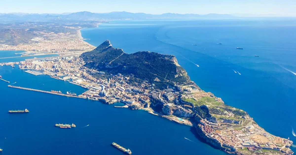Cadiz: Sejarah dan Ekonomi Kota Strategis di Gibraltar
