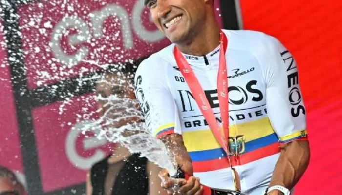 Catanzaro Berlaga di Serie B Play-offs dan Jhonatan Narváez Menang di Giro d’Italia