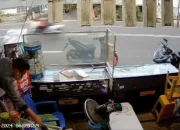 CCTV Kota Bogor Tangkap Aksi Pemotor 'Terbang' dan Pencurian HP Selebgram