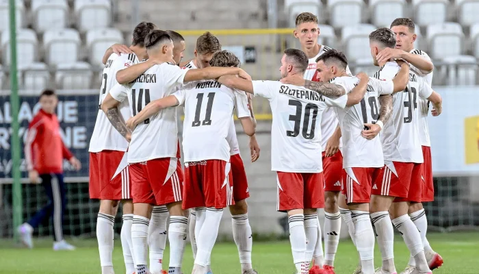 Chrobry Głogów Mengalahkan ŁKS Łódź dalam Baraże O Ekstraklasę