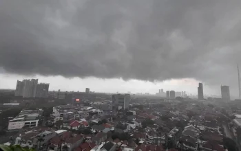 Cuaca Bandung Hari Ini: Berawan dengan Suhu Hangat, Waspada Siklon Tropis Jangmi