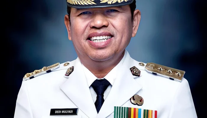 Dedi Mulyadi Diperingati, Namun Ormas Ampera Kembali Kuasai Perlintasan KA di Bekasi: Apa Penyebabnya?