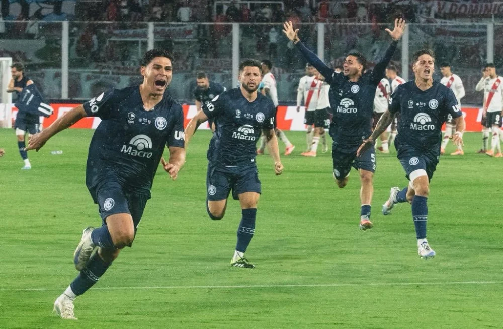 Deportivo La Guaira Siap Guncang Dominasi Independiente Rivadavia di Malvinas Argentinas